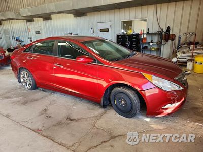 Czwarte zdjęcie samochodu z boku: 2012 HYUNDAI SONATA SE 2.0T VIN:5NPEC4AB9CH444585 - miniatura