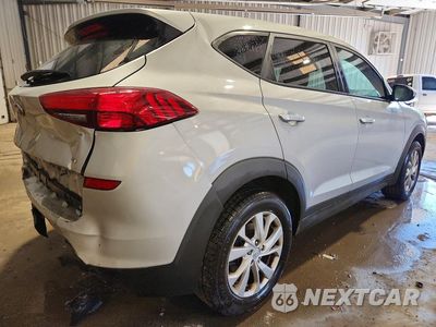 Trzecie zdjęcie samochodu z tyłu: 2021 HYUNDAI TUCSON SE VIN:KM8J2CA44MU394520 - miniatura