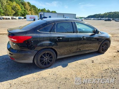 Trzecie zdjęcie samochodu z tyłu: 2015 FORD FOCUS SE VIN:1FADP3F28FL262191 - miniatura