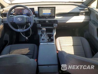 Zdjęcie 8 z 14 samochodu: 2026 TOYOTA RAV4 PLUG-IN HYBRID SE VIN:JTM7ERAV1TJ015507 - miniatura
