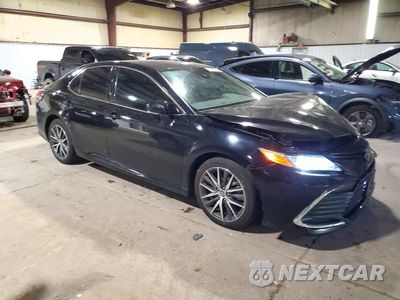 Czwarte zdjęcie samochodu z boku: 2023 TOYOTA CAMRY XLE VIN:4T1F11AKXPU154176 - miniatura