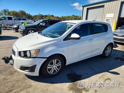 2015 CHEVROLET SONIC LT 1G1JC6SH6F4166924 - główne zdjęcie licytacji z USA - miniatura