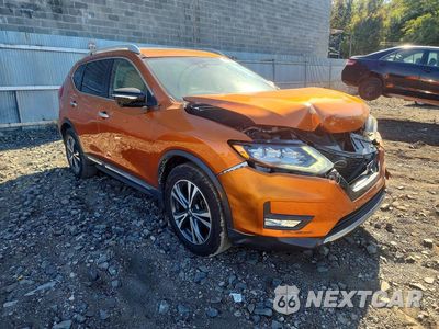 Czwarte zdjęcie samochodu z boku: 2018 NISSAN ROGUE SL VIN:5N1AT2MT9JC820746 - miniatura