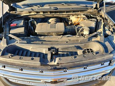 Zdjęcie 12 z 13 samochodu: 2021 CHEVROLET SUBURBAN K1500 PREMIER VIN:1GNSKFKD6MR217020 - miniatura