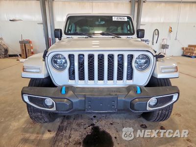 Piąte zdjęcie samochodu w środku: 2022 JEEP WRANGLER UNLIMITED SAHARA 4XE VIN:1C4JJXP60NW170643 - miniatura