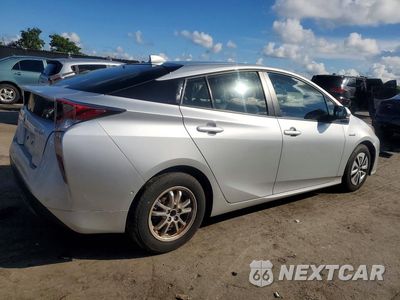 Trzecie zdjęcie samochodu z tyłu: 2017 TOYOTA PRIUS FOUR VIN:JTDKARFU6H3048858 - miniatura