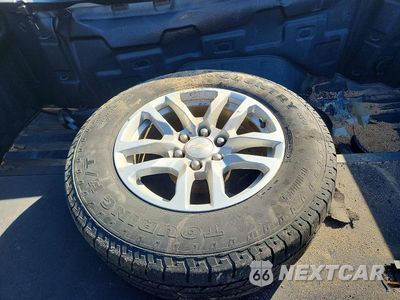Zdjęcie 12 z 13 samochodu: 2019 CHEVROLET SILVERADO K1500 LT VIN:1GCUYDED4KZ275348 - miniatura