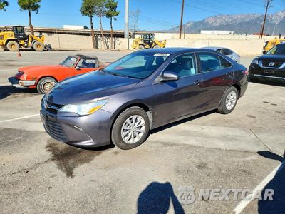 2016 TOYOTA CAMRY LE 4T4BF1FK0GR583017 - główne zdjęcie licytacji z USA - miniatura