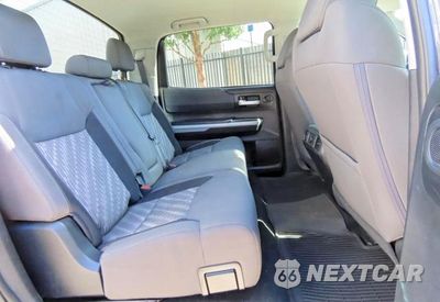 Zdjęcie 6 z 11 samochodu: 2021 TOYOTA TUNDRA CREWMAX SR5 VIN:5TFEY5F11MX286675 - miniatura