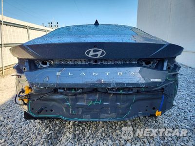 Zdjęcie 6 z 13 samochodu: 2026 HYUNDAI ELANTRA HYBRID BLUE VIN:KMHLM4DJ5TU199423 - miniatura