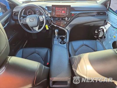Zdjęcie 8 z 13 samochodu: 2022 TOYOTA CAMRY SE VIN:4T1G11AK1NU638867 - miniatura