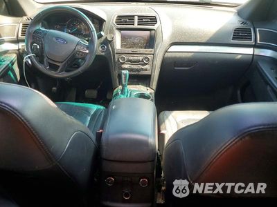 Zdjęcie 8 z 13 samochodu: 2016 FORD EXPLORER XLT VIN:1FM5K8D85GGB32246 - miniatura
