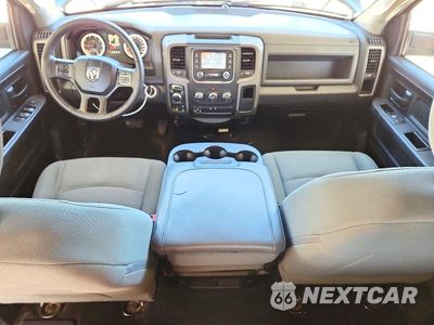 Zdjęcie 8 z 12 samochodu: 2017 RAM 1500 ST VIN:3C6RR7KT2HG751371 - miniatura