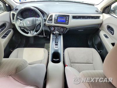 Zdjęcie 8 z 13 samochodu: 2018 HONDA HR-V LX VIN:3CZRU5H37JM711629 - miniatura