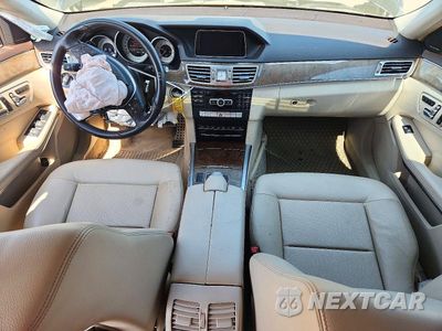 Zdjęcie 8 z 12 samochodu: 2014 MERCEDES-BENZ E 350 VIN:WDDHF5KB9EB069641 - miniatura