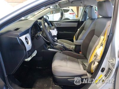 Zdjęcie 7 z 13 samochodu: 2018 TOYOTA COROLLA LE VIN:5YFBURHE4JP841473 - miniatura