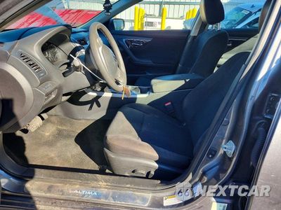 Zdjęcie 7 z 12 samochodu: 2014 NISSAN ALTIMA 2.5 S VIN:1N4AL3AP6EC134225 - miniatura