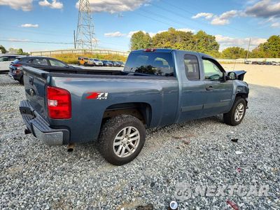 Trzecie zdjęcie samochodu z tyłu: 2007 CHEVROLET SILVERADO K1500 VIN:2GCEK19J271636516 - miniatura