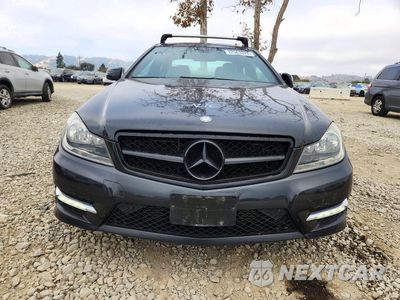 Piąte zdjęcie samochodu w środku: 2013 MERCEDES-BENZ C 250 VIN:WDDGJ4HB4DG084044 - miniatura