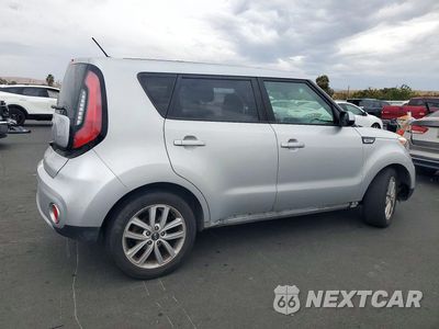 Trzecie zdjęcie samochodu z tyłu: 2018 KIA SOUL + VIN:KNDJP3A57J7596096 - miniatura