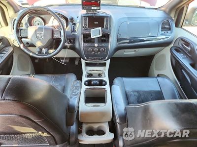 Zdjęcie 8 z 13 samochodu: 2019 DODGE GRAND CARAVAN SXT VIN:2C4RDGCG1KR773677 - miniatura