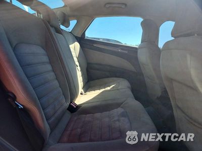 Zdjęcie 10 z 12 samochodu: 2017 FORD FUSION S VIN:3FA6P0G70HR358371 - miniatura