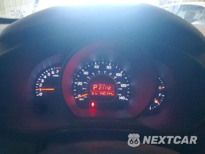 Zdjęcie 9 z 12 samochodu: 2016 KIA SOUL BASE VIN:KNDJN2A27G7830560 - miniatura