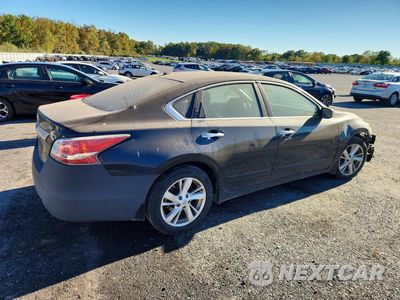 Trzecie zdjęcie samochodu z tyłu: 2015 NISSAN ALTIMA 2.5 SV VIN:1N4AL3AP2FC194102 - miniatura
