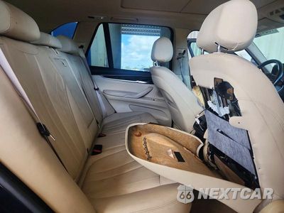 Zdjęcie 11 z 13 samochodu: 2015 BMW X5 XDRIVE35I VIN:5UXKR0C55F0K67034 - miniatura