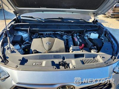 Zdjęcie 12 z 13 samochodu: 2021 TOYOTA HIGHLANDER XLE VIN:5TDHZRBH9MS064413 - miniatura