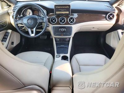 Zdjęcie 8 z 12 samochodu: 2014 MERCEDES-BENZ CLA 250 VIN:WDDSJ4EB4EN063867 - miniatura