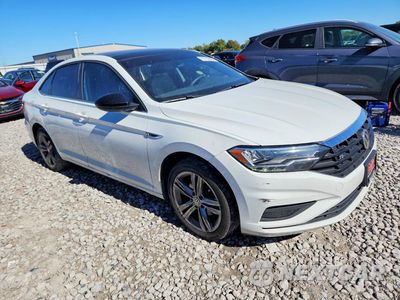 Czwarte zdjęcie samochodu z boku: 2019 VOLKSWAGEN JETTA S VIN:3VWC57BU4KM117536 - miniatura