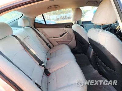 Zdjęcie 10 z 12 samochodu: 2013 KIA OPTIMA LX VIN:5XXGM4A77DG226224 - miniatura