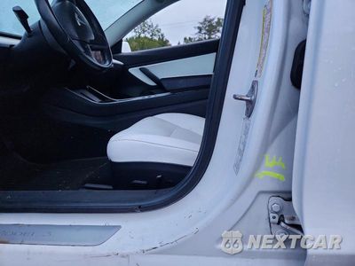 Zdjęcie 12 z 13 samochodu: 2019 TESLA MODEL 3 VIN:5YJ3E1EA8KF302713 - miniatura