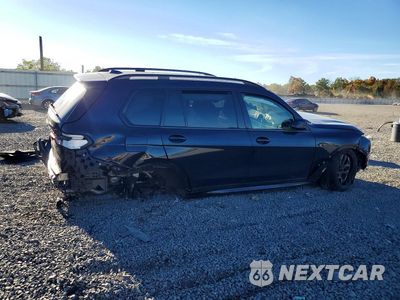 Trzecie zdjęcie samochodu z tyłu: 2025 BMW X7 XDRIVE40I VIN:5UX23EM05S9X29602 - miniatura