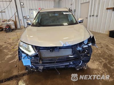 Piąte zdjęcie samochodu w środku: 2016 NISSAN ROGUE SV VIN:KNMAT2MT5GP655915 - miniatura