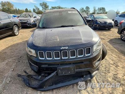Piąte zdjęcie samochodu w środku: 2019 JEEP COMPASS LATITUDE VIN:3C4NJDBBXKT631014 - miniatura