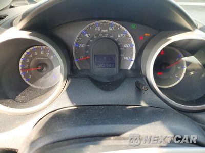 Zdjęcie 9 z 12 samochodu: 2013 HONDA FIT VIN:JHMGE8H35DC042485 - miniatura