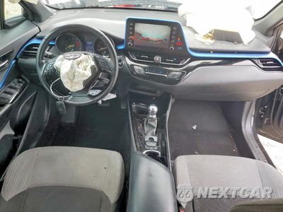 Zdjęcie 8 z 13 samochodu: 2019 TOYOTA C-HR XLE VIN:NMTKHMBX8KR092332 - miniatura