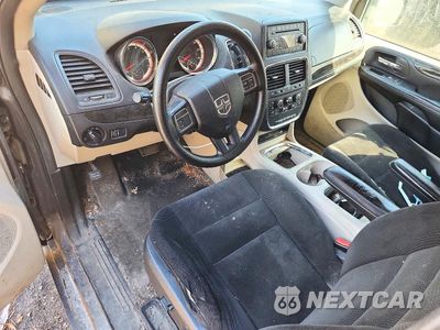 Zdjęcie 8 z 13 samochodu: 2016 DODGE GRAND CARAVAN SXT VIN:2C4RDGCG1GR388224 - miniatura