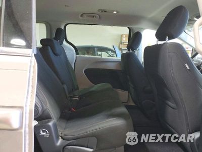 Zdjęcie 11 z 13 samochodu: 2018 CHRYSLER PACIFICA TOURING PLUS VIN:2C4RC1FG2JR261906 - miniatura