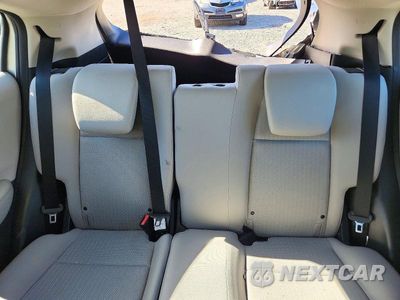 Zdjęcie 10 z 13 samochodu: 2016 HONDA HR-V LX VIN:3CZRU6H37GM732799 - miniatura