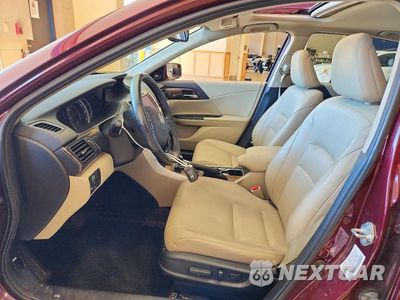Zdjęcie 7 z 12 samochodu: 2017 HONDA ACCORD TOURING VIN:1HGCR3F90HA012327 - miniatura