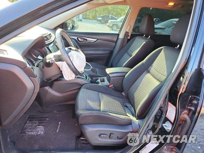 Zdjęcie 7 z 14 samochodu: 2019 NISSAN ROGUE SV VIN:JN8AT2MT5KW503443 - miniatura