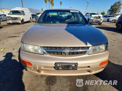 Piąte zdjęcie samochodu w środku: 1998 NISSAN MAXIMA GXE VIN:JN1CA21D4WT530716 - miniatura