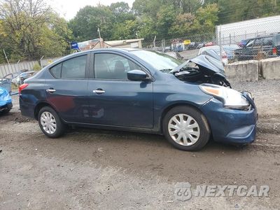 Czwarte zdjęcie samochodu z boku: 2015 NISSAN VERSA 1.6 SV VIN:3N1CN7AP0FL876388 - miniatura