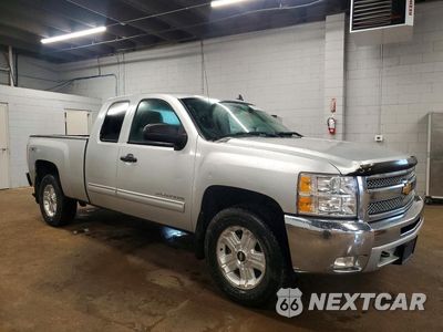 Czwarte zdjęcie samochodu z boku: 2012 CHEVROLET SILVERADO K1500 LT VIN:1GCRKSE7XCZ279511 - miniatura
