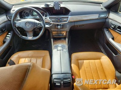 Zdjęcie 8 z 12 samochodu: 2010 MERCEDES-BENZ E 550 4MATIC VIN:WDDHF9AB6AA132431 - miniatura