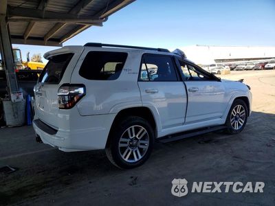 Trzecie zdjęcie samochodu z tyłu: 2022 TOYOTA 4RUNNER TRD SPORT VIN:JTEAU5JR4N5267652 - miniatura