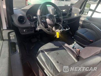 Zdjęcie 8 z 13 samochodu: 2020 MERCEDES-BENZ SPRINTER 2500 VIN:W1Y4ECHYXLT039417 - miniatura